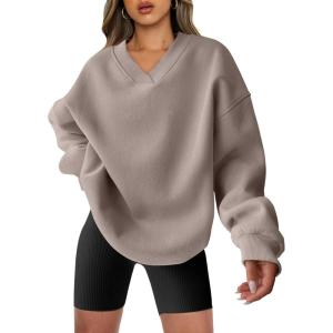 ANRABESS Womens Oversized V Neck Sweatshirt Fleece Long Sleeve Hoodies Pullover Comfy Top Outfits 2025 Teen Preppy Clothes(Light Khaki)